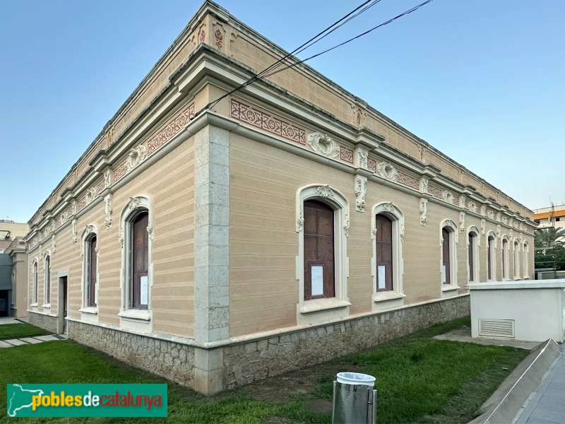 Amposta - Escoles Miquel Granell (Foto: Albert Esteves, 2023) Amposta - Escoles Miquel Granell