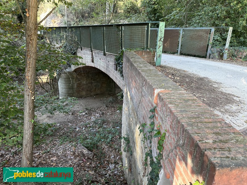 Vallgorguina - Pont d'en Pradell (Foto: Albert Esteves, 2023) Vallgorguina - Pont d'en Pradell