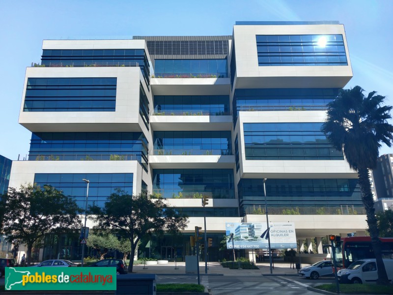 Barcelona - Pg. Barcelona - Pg. de la Zona Franca, 28 (Foto: Sergi Suárez, 2023) Barcelona - Pg. Barcelona - Pg. de la Zona Franca, 28