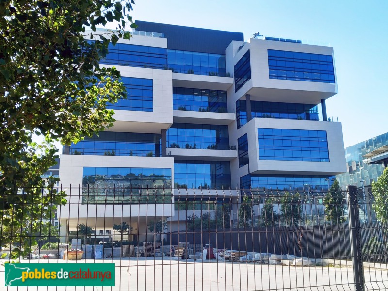 Barcelona - Pg. de la Zona Franca, 28 (Foto: Sergi Suárez, 2023) Barcelona - Pg. de la Zona Franca, 28