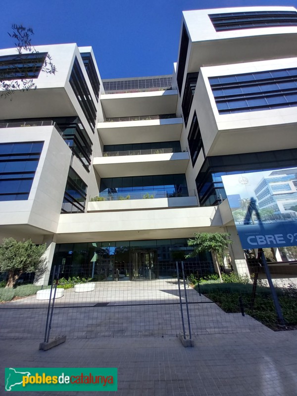 Barcelona - Pg. de la Zona Franca, 28 (Foto: Sergi Suárez, 2023) Barcelona - Pg. de la Zona Franca, 28