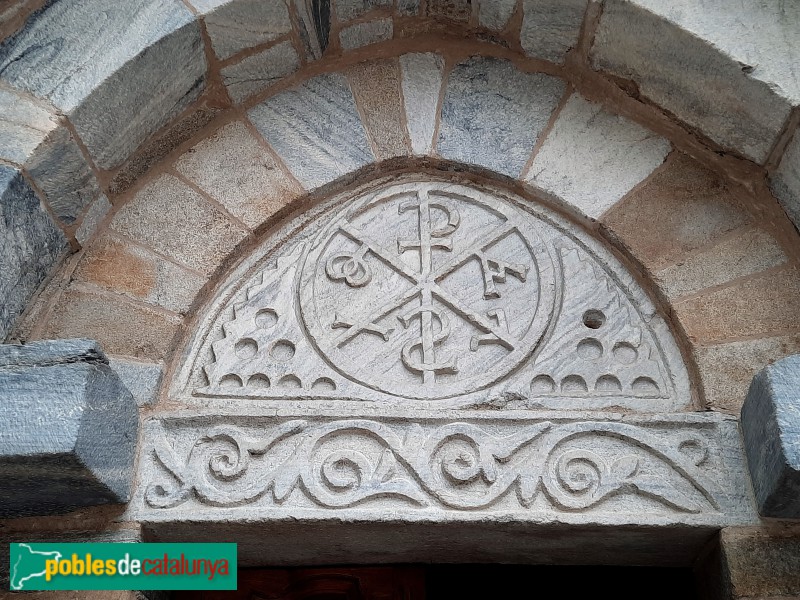 Bossòst - Església de l'Assumpció o de la Purificació. Portada de migdia (Foto: Vicent Miralles, 2023) Bossòst - Església de l'Assumpció o de la Purificació. Portada de migdia