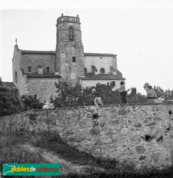 Llinars del Vallès - Església de Santa Maria (Foto: <i>Josep Salvany. Fons Salvany. Biblioteca de Catalunya-</i>, 1912) Llinars del Vallès - Església de Santa Maria