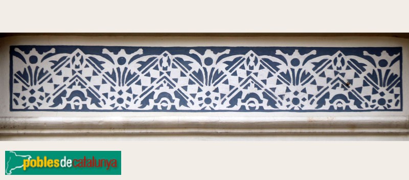 Llinars del Vallès - Carrer Major, 36-38. Esgrafiat (Foto: Albert Esteves, 2023) Llinars del Vallès - Carrer Major, 36-38. Esgrafiat