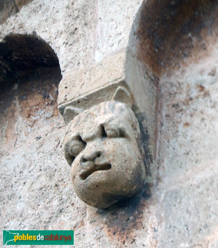 Sant Cugat del Vallès - Absis del monestir, permòdols (Foto: Albert Esteves, 2023) Sant Cugat del Vallès - Absis del monestir, permòdols