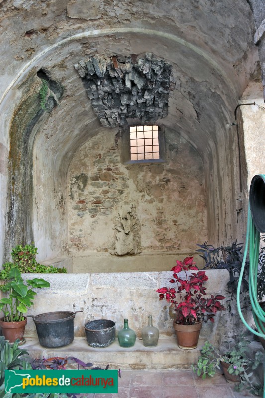 Santa Eulàlia de Ronçana - Can Brustenga (Foto: Albert Esteves, 2023) Santa Eulàlia de Ronçana - Can Brustenga