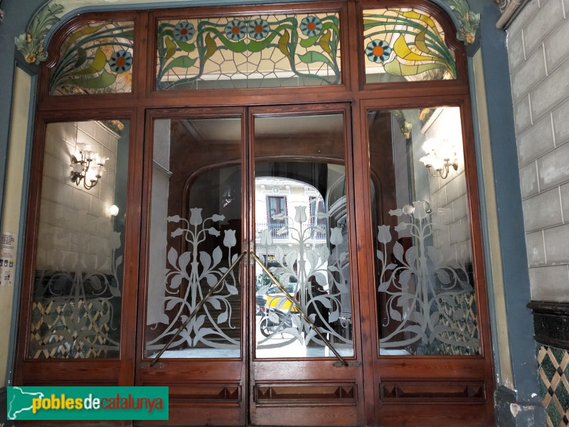 Barcelona - Roger de Llúria, 74 (Foto: Anna Corcoll, 2020) Barcelona - Roger de Llúria, 74