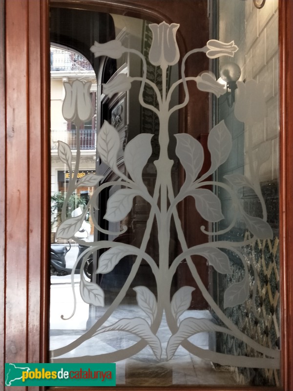 Barcelona - Roger de Llúria, 74 (Foto: Anna Corcoll, 2020) Barcelona - Roger de Llúria, 74