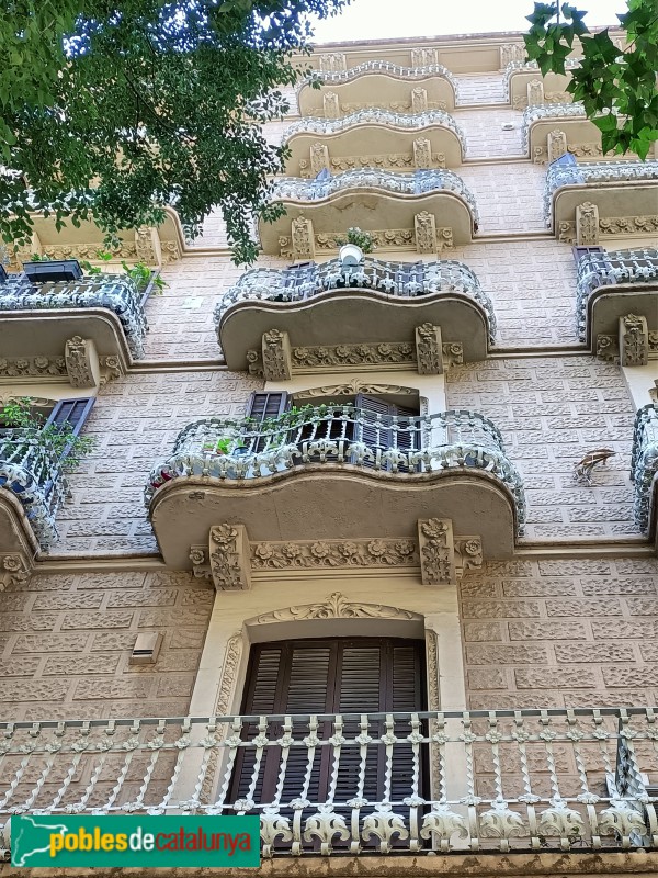 Barcelona - Provença, 249-251 (Foto: Anna Corcoll, 2022) Barcelona - Provença, 249-251