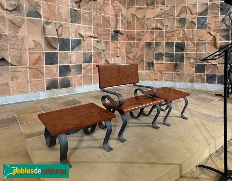 Església de Sant Pere de Vilamajor - Mobiliari religiós (Josep Plandiura) (Foto: Albert Esteves, 2023) Església de Sant Pere de Vilamajor - Mobiliari religiós (Josep Plandiura)