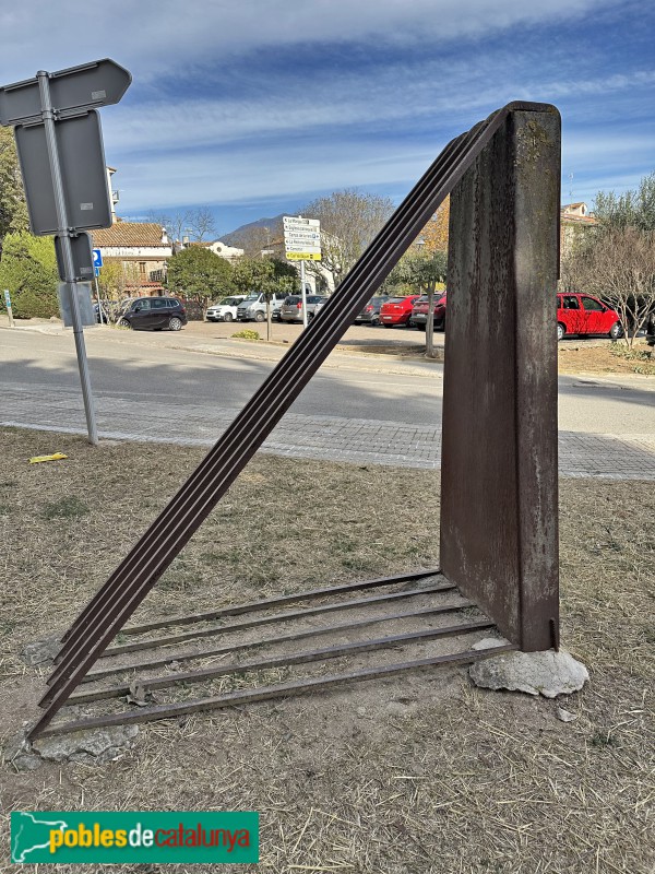 Triangle (Glòria Ortega, 1991) (Foto: Albert Esteves, 2023) Triangle (Glòria Ortega, 1991)