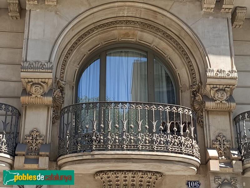 Barcelona - Rambla Catalunya, 106 (Foto: Anna Corcoll, 2023) Barcelona - Rambla Catalunya, 106