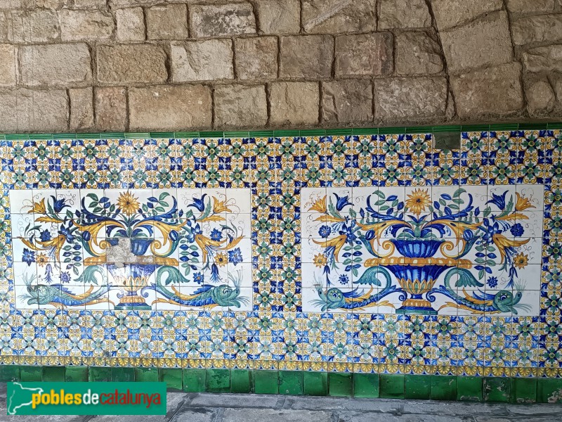 Barcelona - Casa de l'Ardiaca. Mosaics noucentistes (Foto: Anna Corcoll, 2023) Barcelona - Casa de l'Ardiaca. Mosaics noucentistes