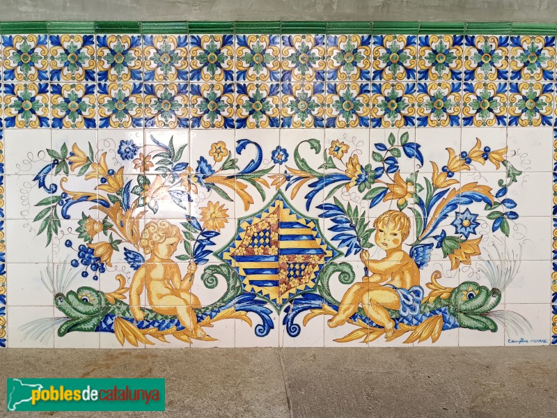 Barcelona - Casa de l'Ardiaca. Mosaics noucentistes (Foto: Anna Corcoll, 2023) Barcelona - Casa de l'Ardiaca. Mosaics noucentistes