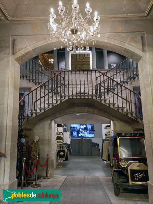 Barcelona - Portaferrissa, 25 (Foto: Anna Corcoll, 2023) Barcelona - Portaferrissa, 25