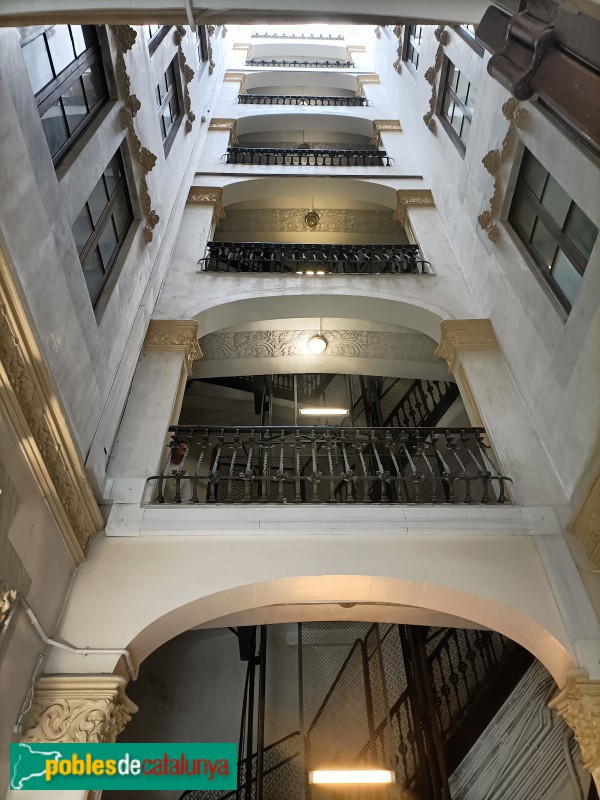 Barcelona - Bruc, 2-4 / Trafalgar, 25 (Foto: Anna Corcoll, 2022) Barcelona - Bruc, 2-4 / Trafalgar, 25