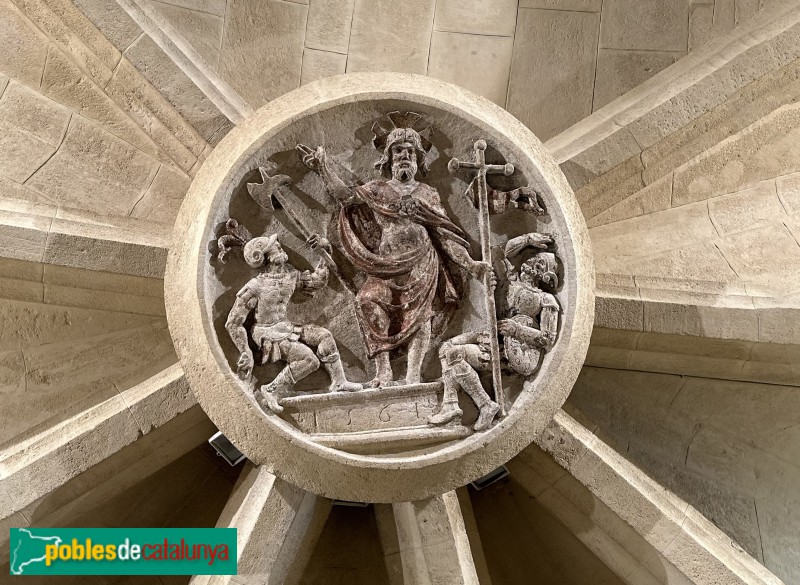 Vilafranca del Penedès - Església de Sant Francesc. Clau de volta (Foto: Albert Esteves, 2024) Vilafranca del Penedès - Església de Sant Francesc. Clau de volta