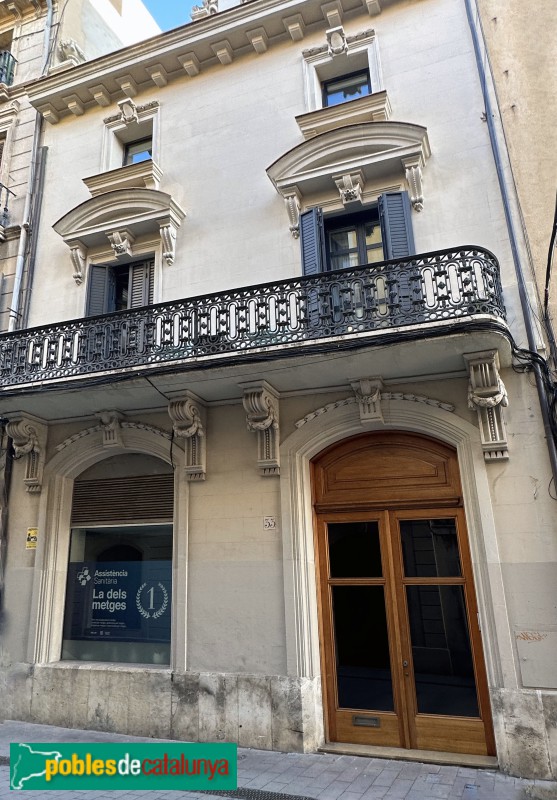 Vilafranca del Penedès - Casa Cañas i Mañé, façana posterior (Foto: Albert Esteves, 2023) Vilafranca del Penedès - Casa Cañas i Mañé, façana posterior