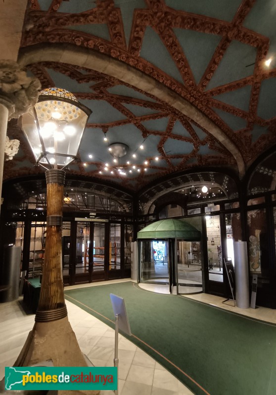 Barcelona - Palau de la Música. Vestíbul Sant Pere (Foto: Anna Corcoll, 2023) Barcelona - Palau de la Música. Vestíbul Sant Pere
