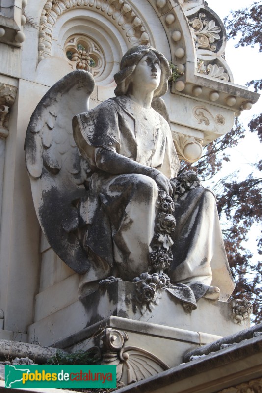 Vilafranca del Penedès - Cementiri. Panteó Ramon Marimon