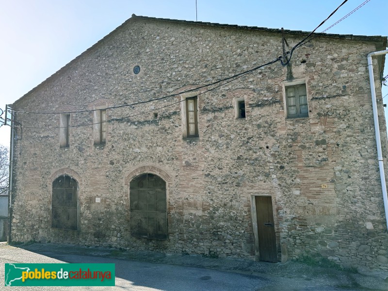 Lliçà d'Amunt - Antiga escola (Foto: Albert Esteves, 2024) Lliçà d'Amunt - Antiga escola