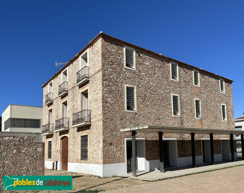 Lliçà d'Amunt - Ca l'Oliveres (Foto: Albert Esteves, 2024) Lliçà d'Amunt - Ca l'Oliveres