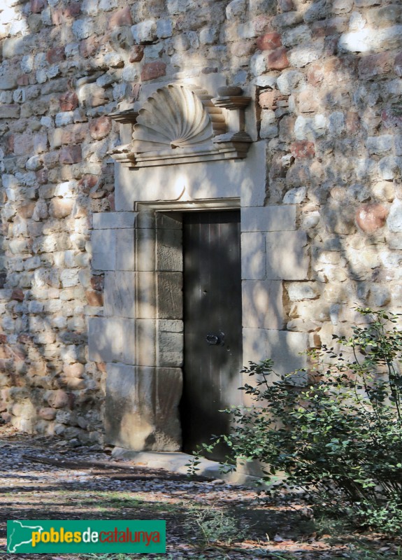 Lliçà d'Amunt - Capella de Santa Justa i Santa Rufina (Foto: Albert Esteves, 2024) Lliçà d'Amunt - Capella de Santa Justa i Santa Rufina