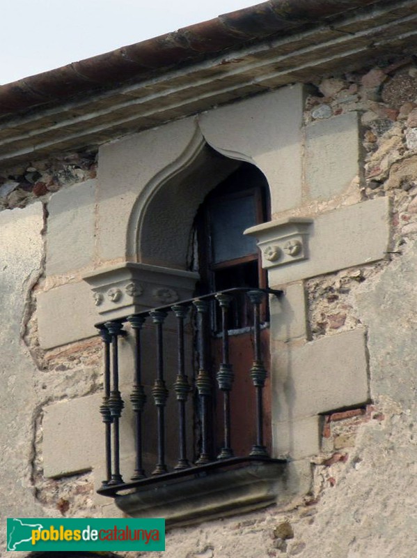 Lliçà d'Amunt - Ca l'Artigues de la Serra (Foto: <i>Òscar de Castro / Josep Font -Invarquit.gencat.cat-</i>, 2020) Lliçà d'Amunt - Ca l'Artigues de la Serra