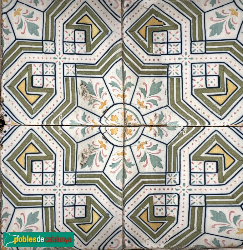 La Sénia - Casino. Mosaic exterior (Foto: Albert Esteves, 2024) La Sénia - Casino. Mosaic exterior