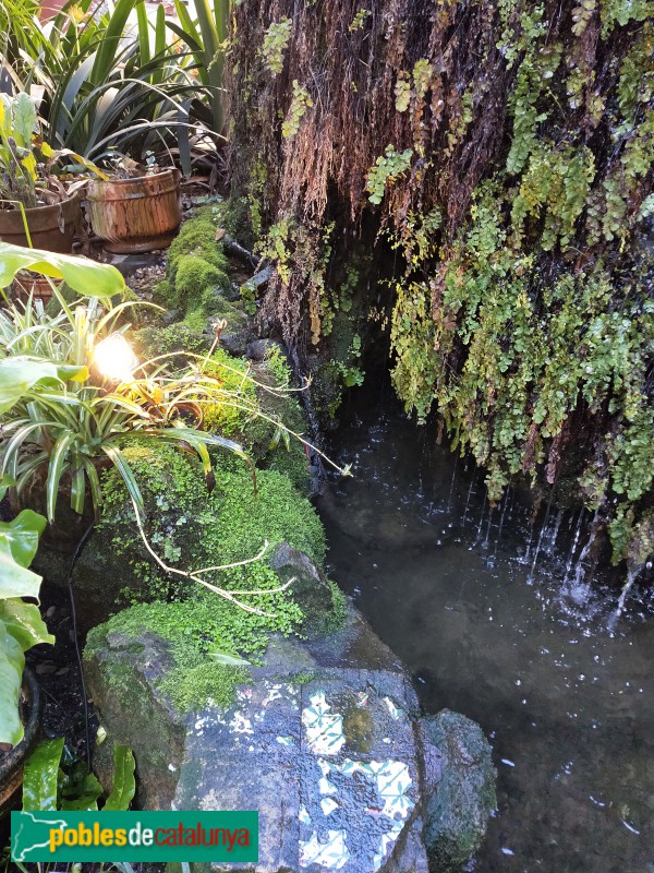 Barcelona - Capella antiga de la Misericòrdia. Jardins
