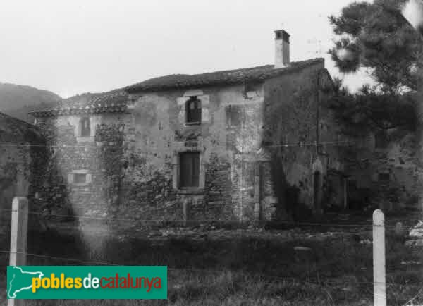 Sant Esteve de Palautordera - Ca l'Auleda (Foto: <i>Montserrat Viader -calaix.gencat.cat-</i>, 1982) Sant Esteve de Palautordera - Ca l'Auleda