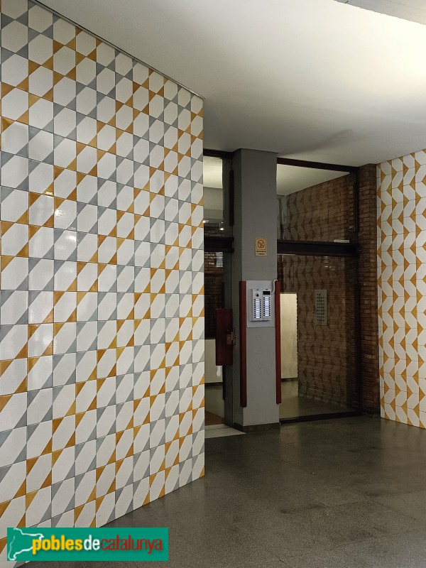 Barcelona - Ronda Sant Pau 42-44 (Foto: Anna Corcoll, 2024) Barcelona - Ronda Sant Pau 42-44