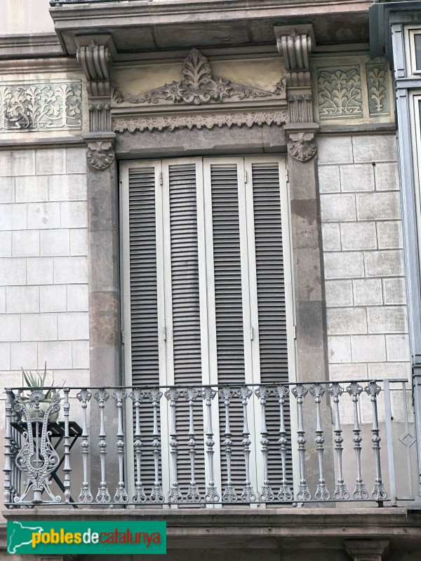 Barcelona - Via Laietana, 55 (Foto: Albert Esteves, 2024) Barcelona - Via Laietana, 55