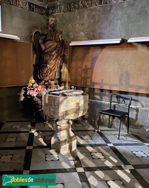 Rubí - Església de Sant Pere. Baptisteri (Foto: Albert Esteves, 2024) Rubí - Església de Sant Pere. Baptisteri