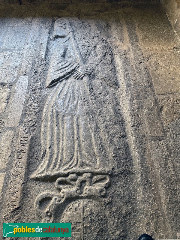 Girona - Sant Pere de Galligants. Claustre (Foto: Albert Esteves, 2024) Girona - Sant Pere de Galligants. Claustre