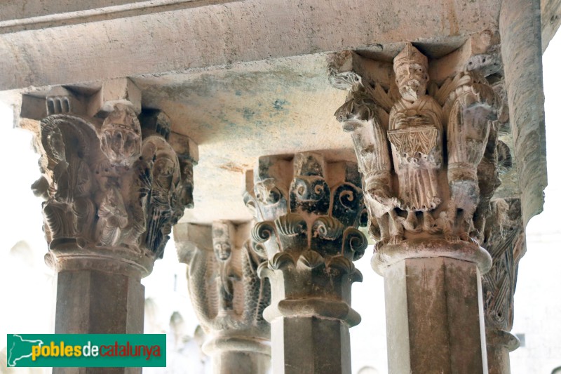 Girona - Sant Pere de Galligants. Claustre (Foto: Albert Esteves, 2024) Girona - Sant Pere de Galligants. Claustre