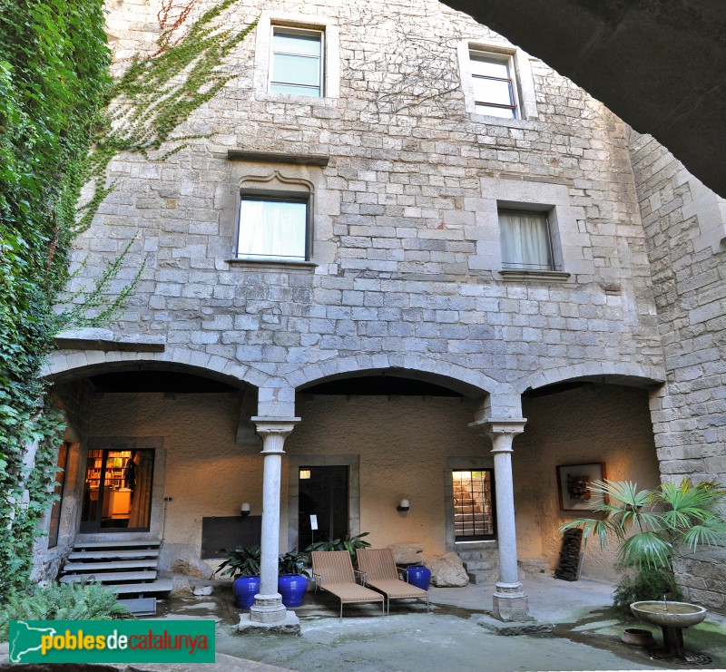 Girona - Pabordia (Foto: <i>Jordi Contijoch -calaix.gencat.cat-</i>, 2013) Girona - Pabordia