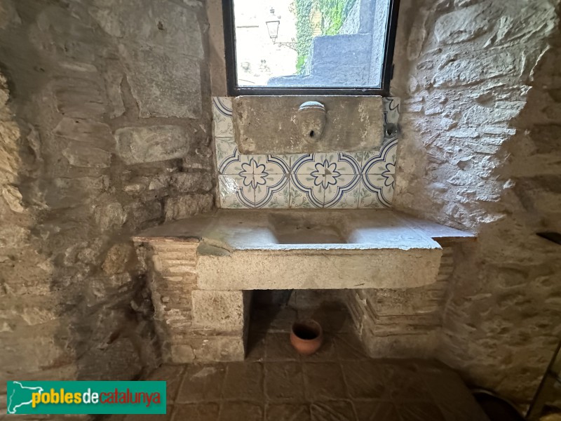 Girona - Antiga sinagoga (Foto: Albert Esteves, 2024) Girona - Antiga sinagoga