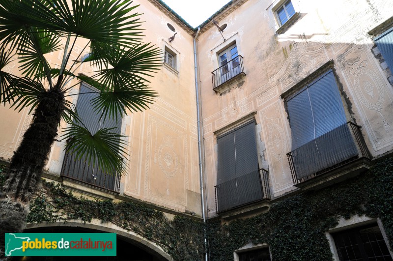 Girona - Palau Caramany (Foto: <i>Jordi Contijoch -calaix.gencat.cat-</i>, 2014) Girona - Palau Caramany