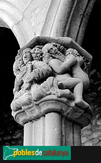 Girona - Convent de Sant Domènec. Claustre (Foto: <i>Sebastià Martí -INSPAI - IF-563160-</i>, 1975) Girona - Convent de Sant Domènec. Claustre