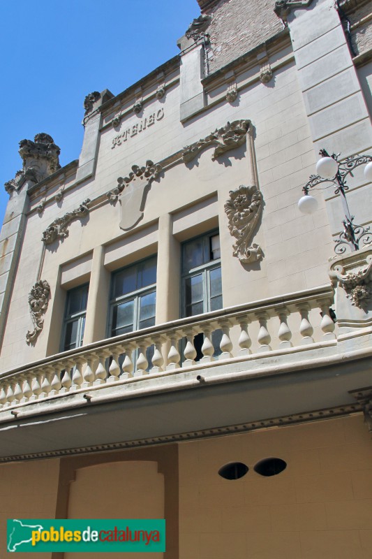 Sant Sadurní d'Anoia - Ateneu Agrícola (Foto: Albert Esteves, 2013) Sant Sadurní d'Anoia - Ateneu Agrícola