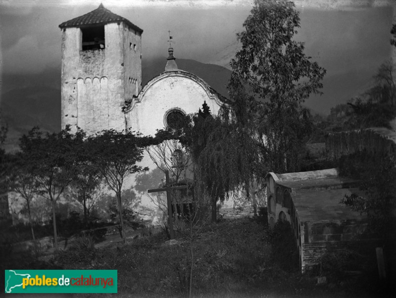 Montseny - Església de Sant Julià del Montseny (Foto: Baldomer Gili Roig, c1900 Museu d'Art NJaume Morera, c.1900) Montseny - Església de Sant Julià del Montseny