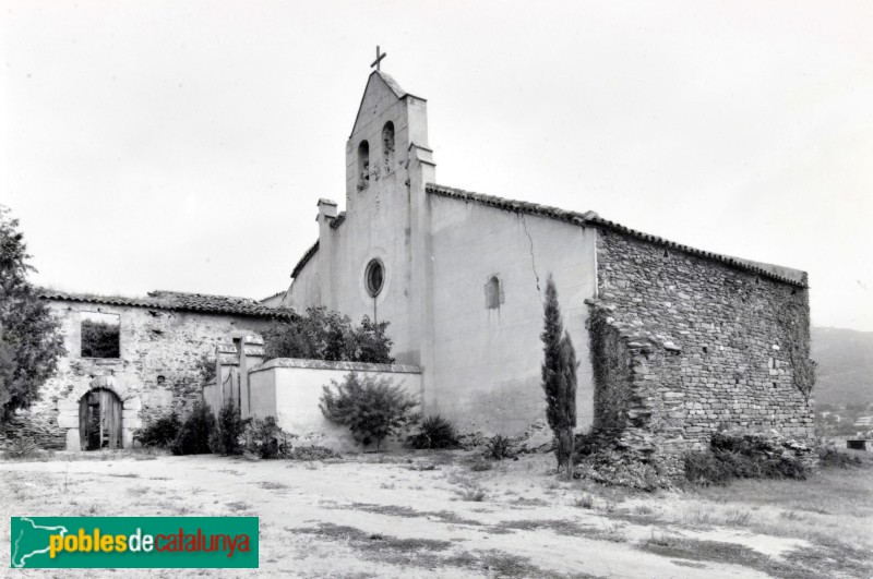 Fogars de Montclús - Santa Magdalena de Mosqueroles (Foto: <i>Albert Aymà -calaix.gencat.cat-</i>, anys 80) Fogars de Montclús - Santa Magdalena de Mosqueroles