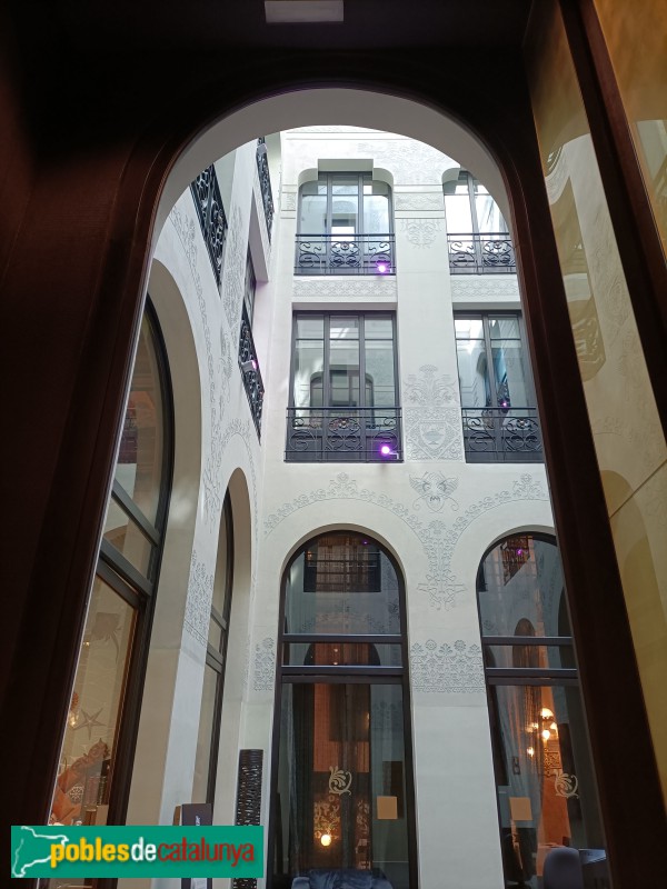 Barcelona - Fonda Espanya. Vestíbul (Foto: Anna Corcoll, 2024) Barcelona - Fonda Espanya. Vestíbul