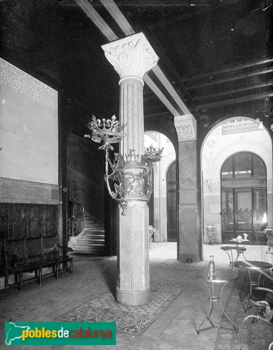 Barcelona - Fonda Espanya (Foto: <i>Anònima -Arxiu Fotogràfic Centre Excursionista de Catalunya-</i>, inicis segle XX) Barcelona - Fonda Espanya