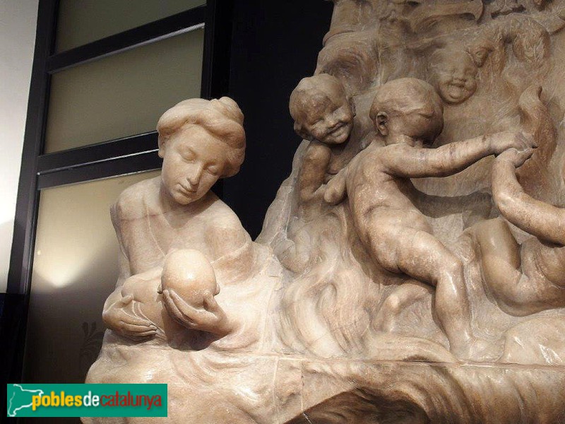 Barcelona - Fonda Espanya. Llar de foc (Foto: <i>Pol Pijuan</i>, 2015) Barcelona - Fonda Espanya. Llar de foc