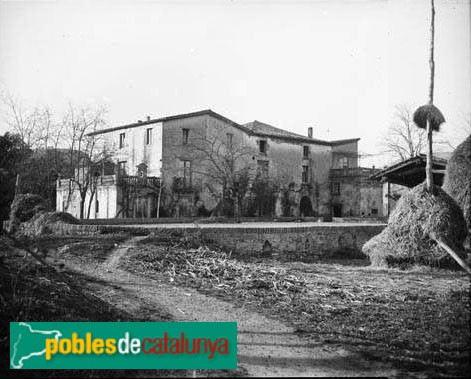 Bigues i Riells del Fai - Can Maspons (Foto: <i>Marcel·lí Gausachs -Arxiu Fotogràfic Centre Excursionista de Catalunya-</i>, 1915-30) Bigues i Riells del Fai - Can Maspons