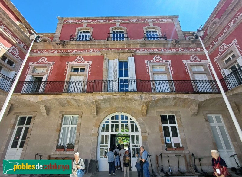 Barcelona - Parc de la Ciutadella - Palau del Governador. Pati interior (Foto: Sergi Suárez, 2024) Barcelona - Parc de la Ciutadella - Palau del Governador. Pati interior