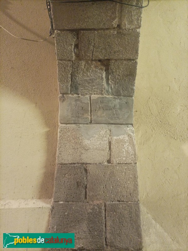 Barcelona - Arc del carrer Pou de l'Estanc (Foto: Jordi Roca, 2024) Barcelona - Arc del carrer Pou de l'Estanc