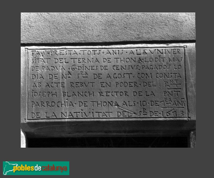 Tona - Cal Gravat (Foto: <i>Alba Erra -calaix.gencat.cat-</i>, 1991) Tona - Cal Gravat